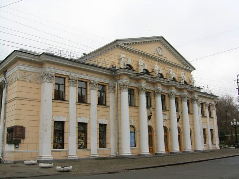 Днепр_театры