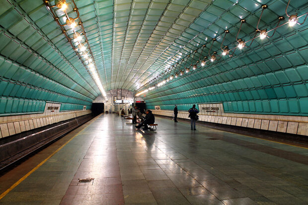 метро Днепр