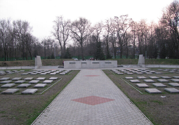 места днепра на кладбищах