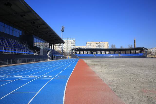 Новий-старий стадіон у Дніпрі