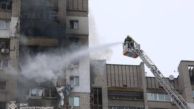 Російські дрони вдарили по багатоповерхівці в Дніпрі: 14 поранених