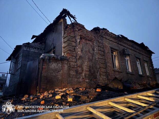 Атака на Дніпро ночі 12 лютого: поранені маленькі діти