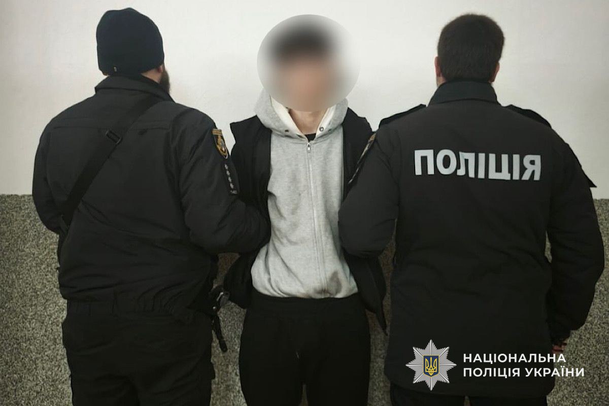 Побиття військового у Дніпрі: підлітки затримані за замах на вбивство