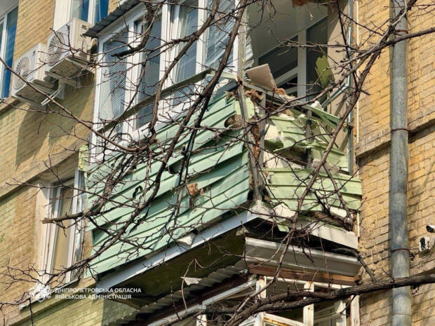 Дрони РФ атакували багатоповерхівку у Дніпрі: 5 поранених