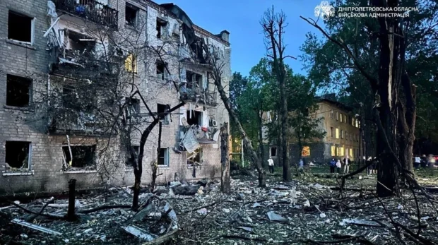 Ракетний удар по Дніпру 18 травня: 18 поранених, серед них діти
